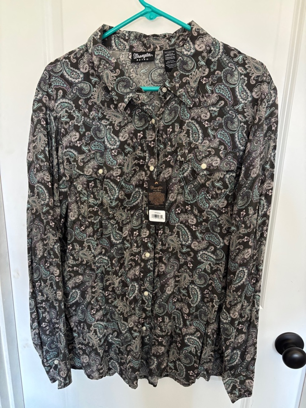 5 for $30 sale! Wrangler Grey Teal Paisley Western Shirt